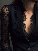Vittoria lace-sleeve blazer - lace detail
