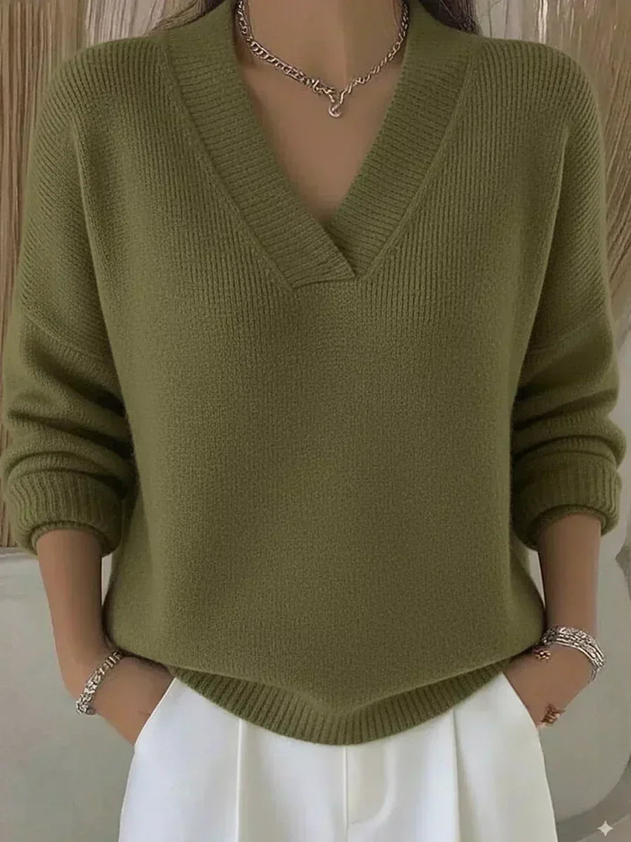 Liliana Relaxed V-Neck Sweater - Green