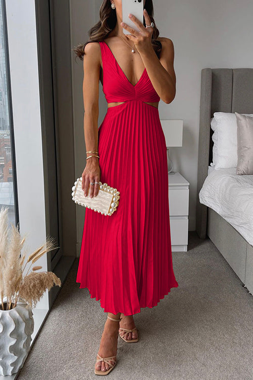 Emma Pleated V-Neck Maxi Dress - Red