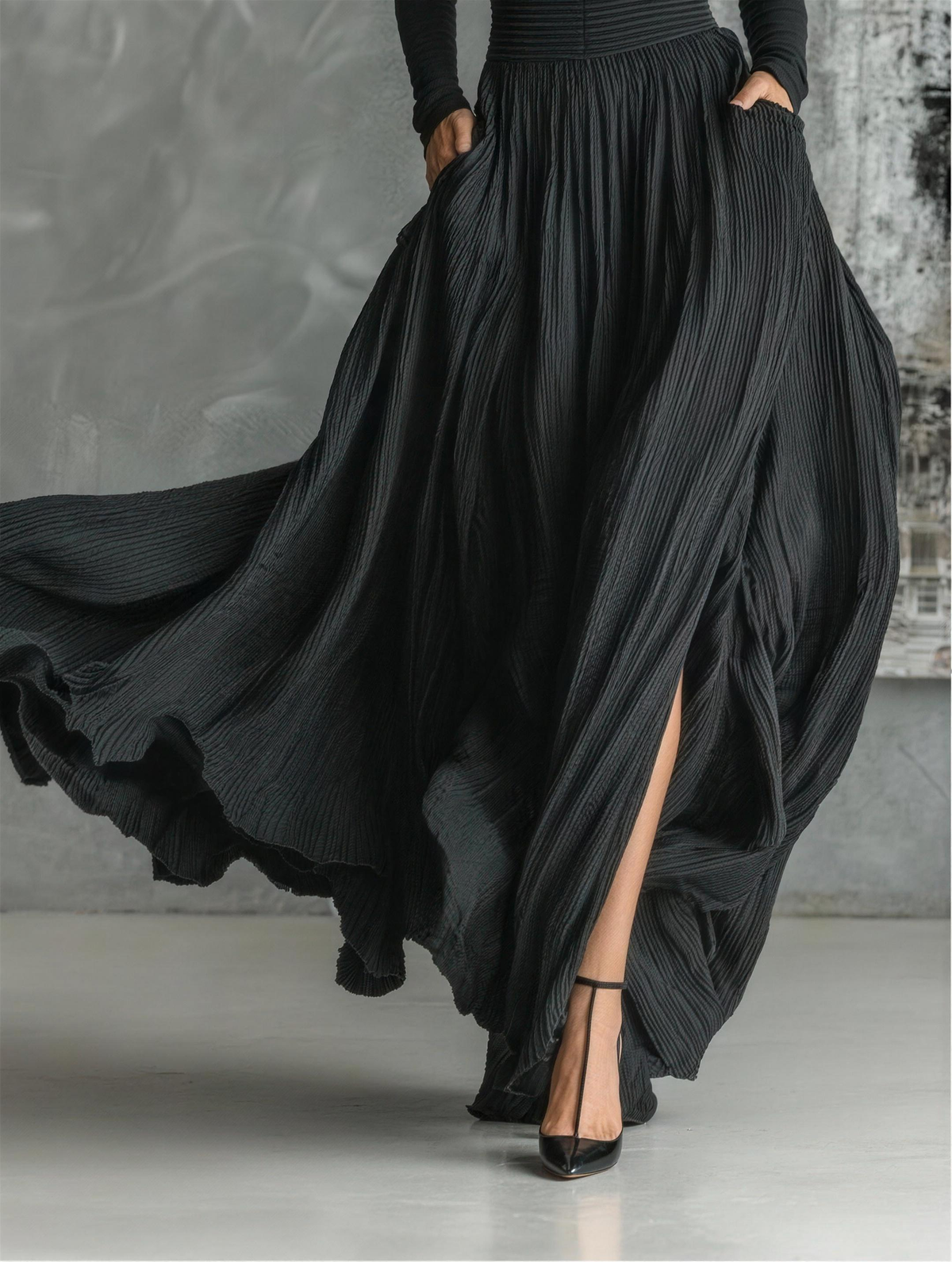 Luna turtleneck & flared maxi skirt set - in motion