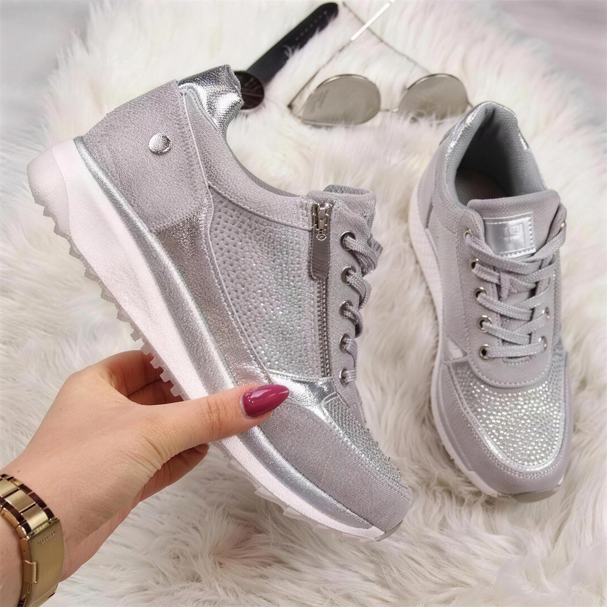 Martina side-zip comfort sneakers - detail